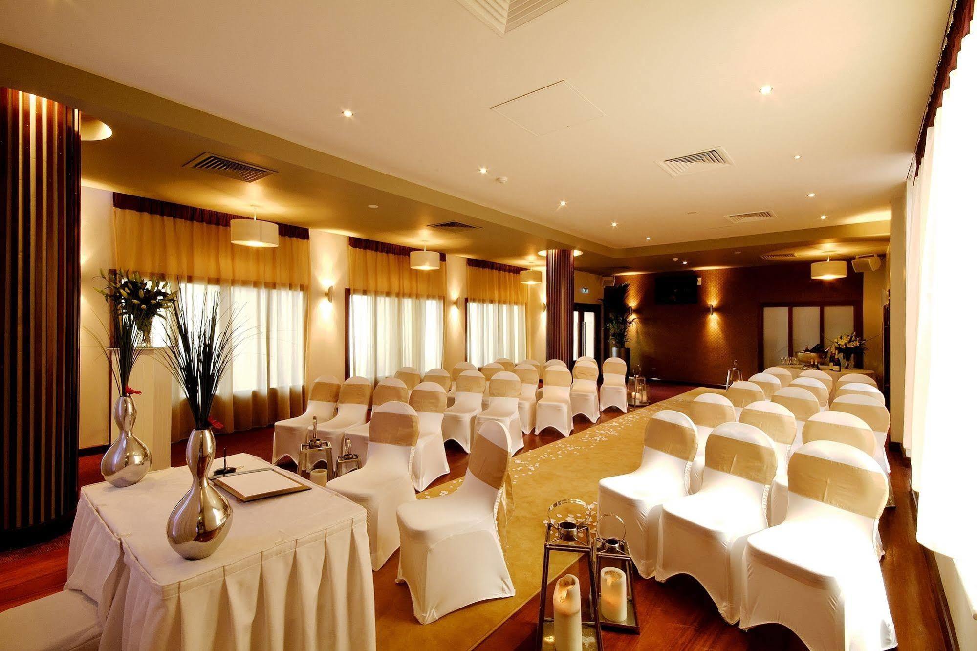 Carrigaline Court Hotel & Leisure Centre Εξωτερικό φωτογραφία